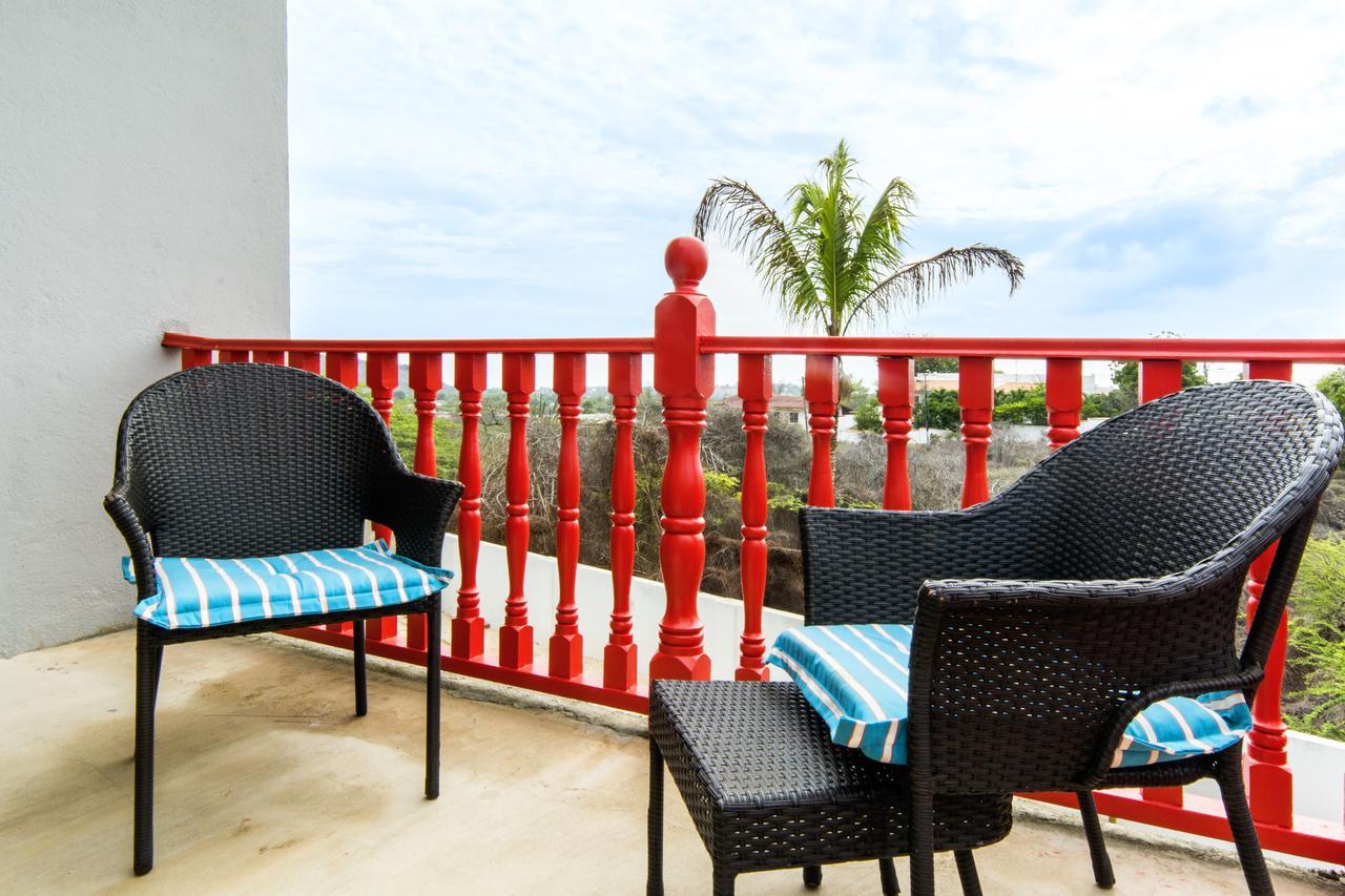 Advantage Apartments Curacao Willemstad Exterior photo